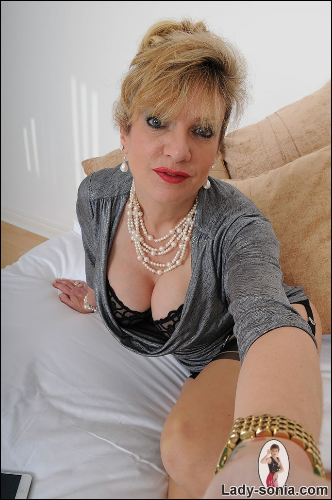 Mature trophy wife