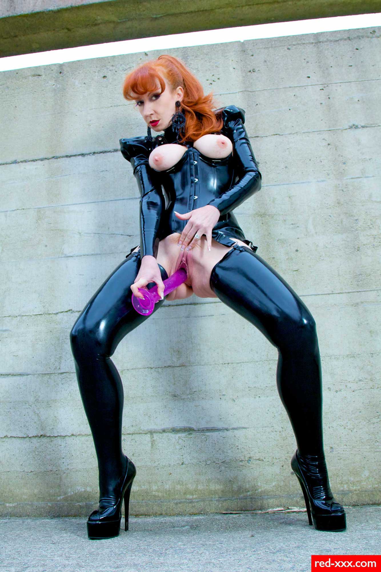 Black Latex 3